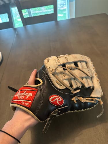 Rawlings R2G Heart of the Hide 12.5” First Base Mitt