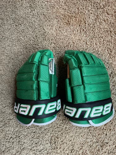 Used  Bauer 13" Vapor Pro Team Gloves