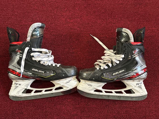 Bauer Pro Stock 9CA Vapor 2X Pro Hockey Skates Item#RT9C