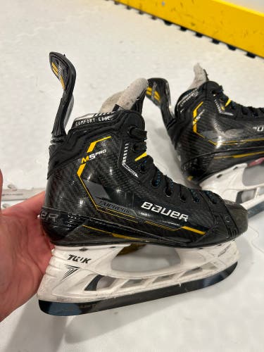 Used Bauer Regular Width  Size 3.5 Supreme M5 Pro Hockey Skates