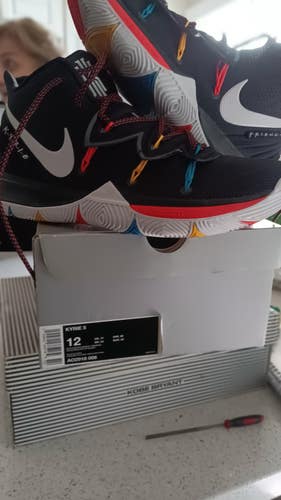 Black Size 12 (Women's 13) Adult FRIENDS  edition...Kyrie 5Nike Shoes