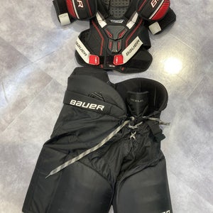 Used Junior Bauer Shoulder Pads and Pants (Medium)