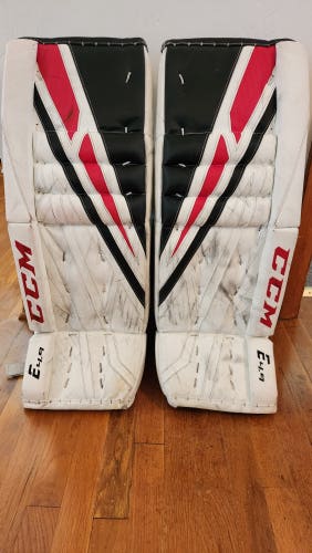 Used 30"+1" CCM Extreme Flex E4.9 Goalie Leg Pads