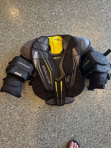 Bauer S29 Goalie Chest Protector