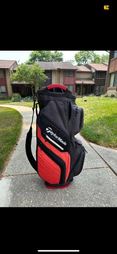 Used TaylorMade Bag