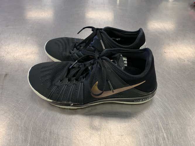 Used Nike Senior 7 Running Shoes