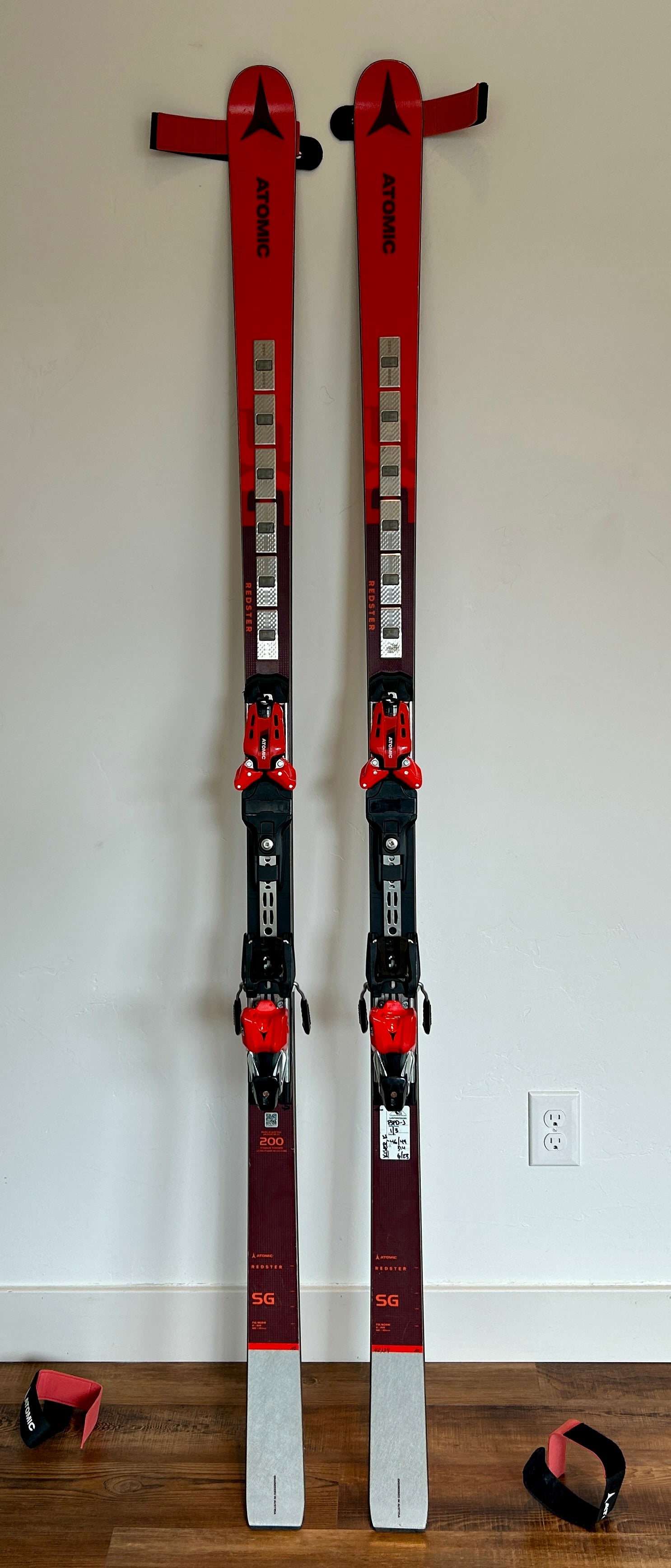 2022/23 Atomic SG 200cm / 35r Racing Redster SG Skis With