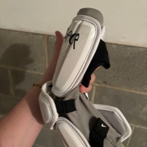 Used Adult Nike Arm Pads