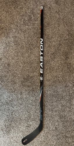 New Easton Synergy ST Sakic 100 Grip Right Senior Hockey Stick