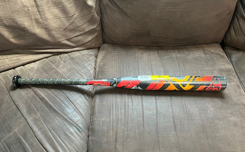 New 2022 Louisville Slugger Composite 22 oz 32" LXT Bat