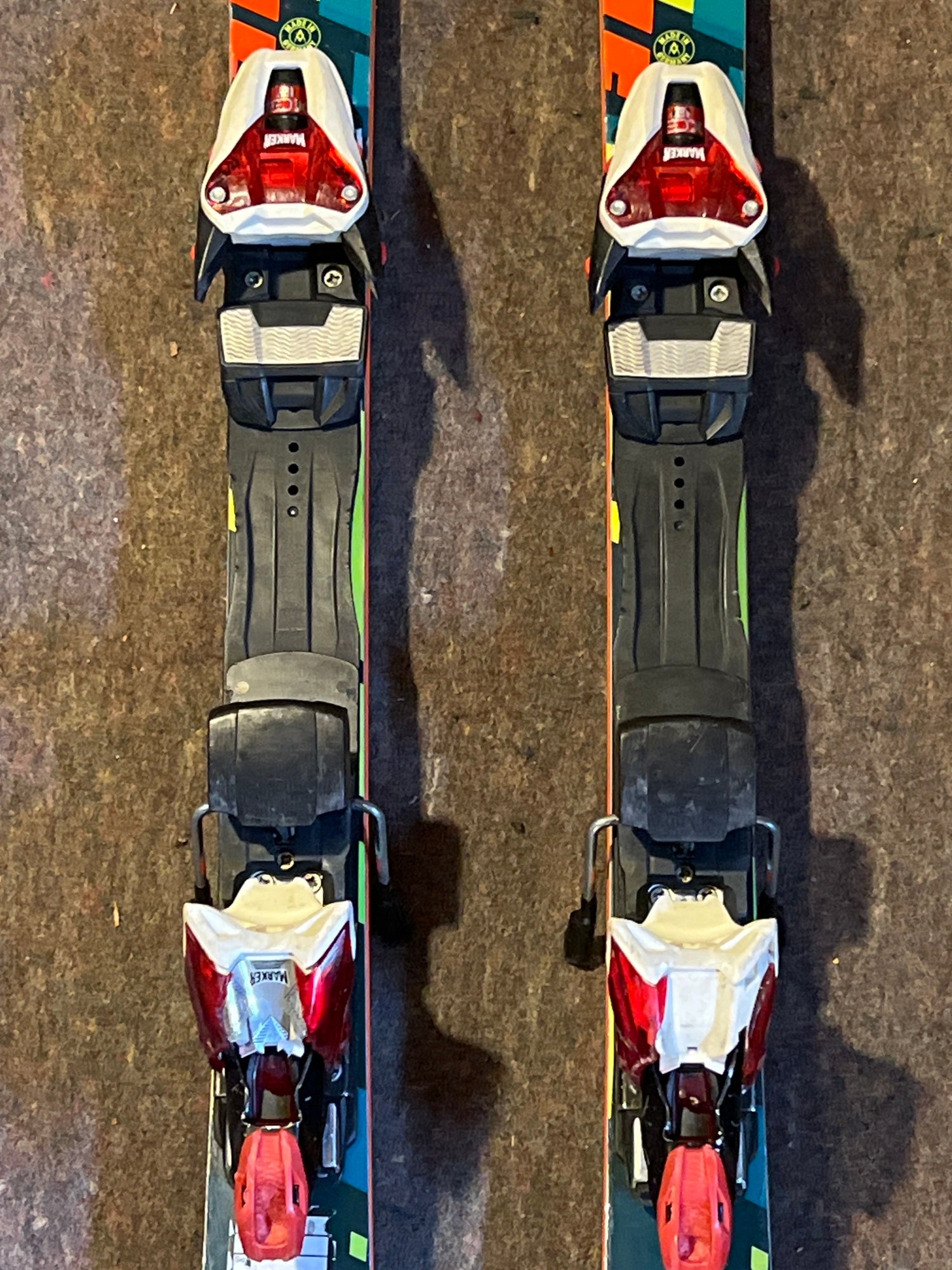 Volkl Racetiger World Cup SL 150 cm | SidelineSwap | Buy and