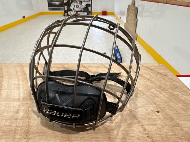 Used XS Bauer Re-Akt Cage Full Cage