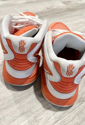 Nike Kyrie Infinity Orange White Basketball Sneaker Shoes Size US 9.5 Mens