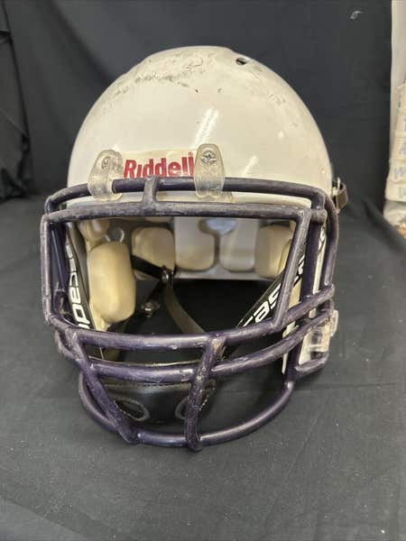 RIDDELL Revolution Adult Medium helmet. Initial Year 2010