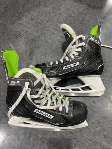 Used Senior Bauer XLS Hockey Skates (Size 8.0)