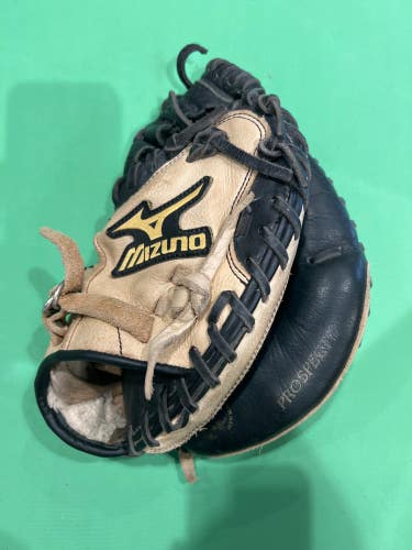 Used Mizuno Youth Prospect Catcher's Baseball Glove 32.5"