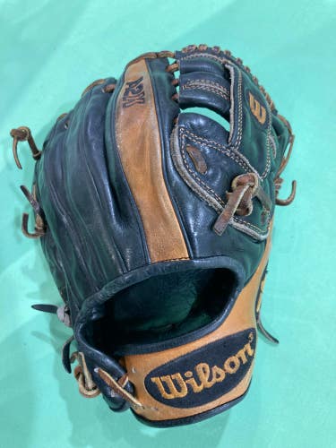 Used Wilson A2K PRO STOCK SELECT Right Hand Throw Infield Baseball Glove 11.5"