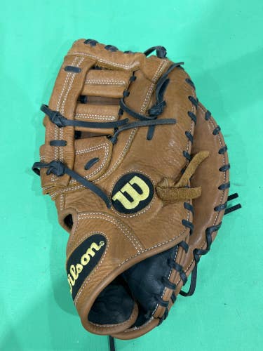 Used Wilson A950 Right Hand Throw First Base Baseball Glove 12"