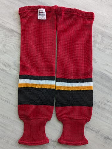 New Men's Adult Medium Red KOBE Athletic Knit Ice Hockey Socks with Black trim and yellow pipe