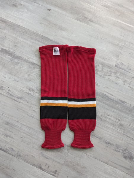New Men's Adult Medium Red KOBE Athletic Knit Ice Hockey Socks with Black trim and yellow pipe