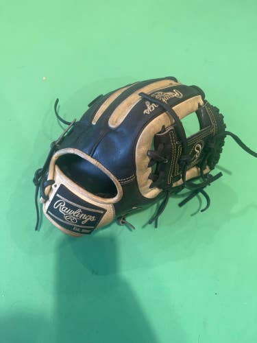 Used Rawlings Heart of the Hide Right Hand Throw Baseball Glove 11.25"