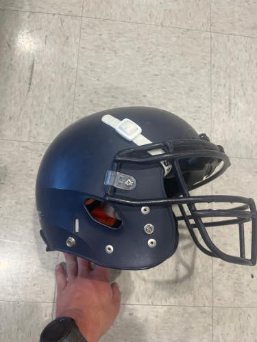 Used Medium Schutt Youth Recruit Hybrid Helmet