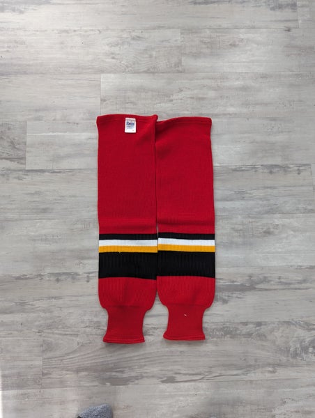 New Men's Adult XL Extra Large Red KOBE Athletic Knit Ice Hockey Socks with Black yellow white