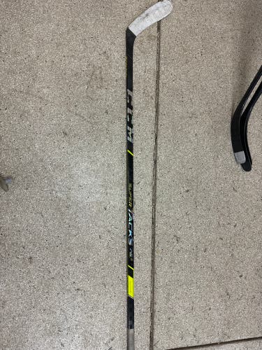 New Senior CCM Right Handed P28 Super Tacks AS3 Pro Hockey Stick