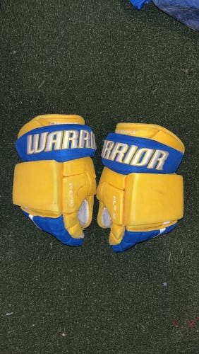 Used  Warrior 13" Pro Stock Alpha Pro Gloves