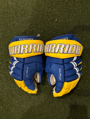 Used  Warrior 14" Pro Stock Alpha Pro Gloves