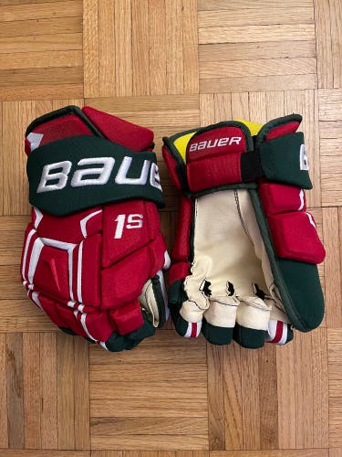 New Jersey Devils Heritage Bauer 13" Supreme 1S Gloves