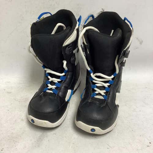 Used Burton Grom Lace Junior 05 Boys' Snowboard Boots