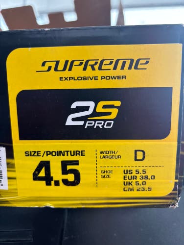 Used Intermediate Bauer Regular Width Size 4.5 Supreme 2S Pro Hockey Skates
