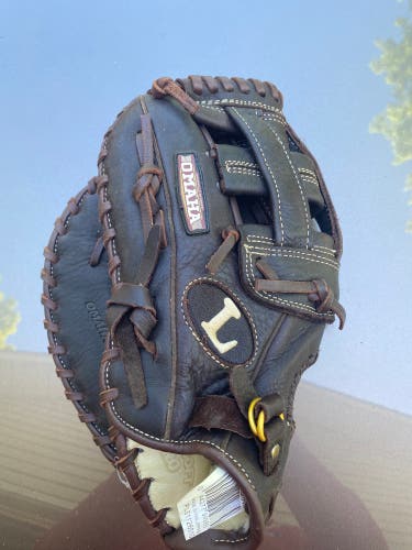 Used  Left Hand Throw 12.5" TPX Baseball Glove