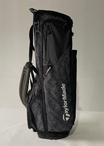 TaylorMade 2022 FlexTech Stand Bag Black 5-Way Divide Dual Strap Golf Bag
