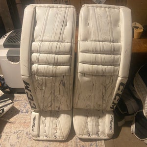 Used 34" CCM Goalie Leg Pads