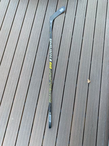 New Bauer Right Handed P88  Supreme 2S Pro Hockey Stick