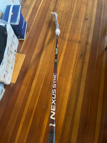 New Senior Bauer Right Handed P88 Pro Stock Nexus Sync Hockey Stick