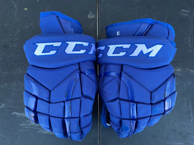 CCM HG12 Pro Stock 14" Hockey Gloves Canucks 3710