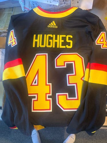 Vancouver Canucks Skate jersey Quinn Hughes-new full stitched kit Large Size 52