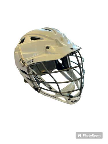 Used Cascade Cpv-r Sm Lacrosse Helmets