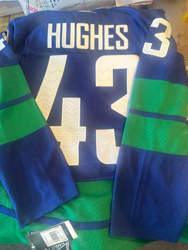 Vancouver Canucks Quinn Hughes Adidas Jersey-brand new size 42 XXS