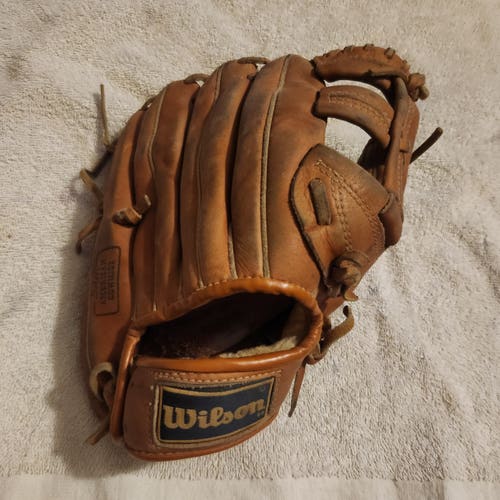 Wilson Right Hand Throw George Brett Pro Special Baseball Glove 11.25" Select American Steerhide