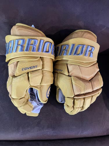 Warrior Covert QRE Gloves 13” Winter Classic Pro Stock Gloves