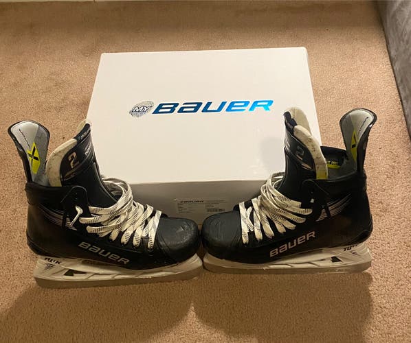 Pro Stock Bauer Vapor Hyperlite 2 Hockey Skates Size 8 Lightly Used