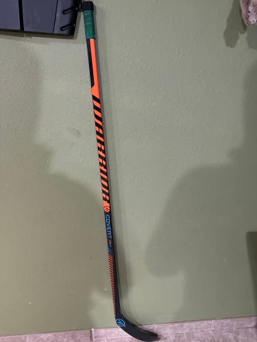 Used Senior Warrior Right Handed W28 Covert QR5 50 Hockey Stick