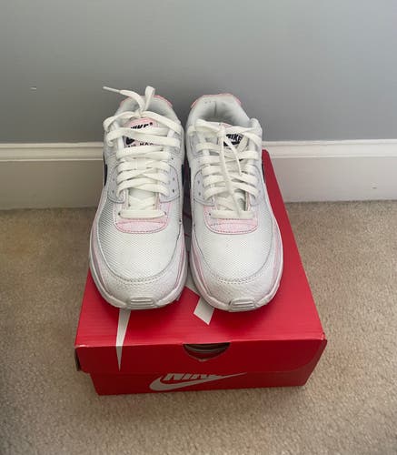 White Used Youth Women's Nike Shoes