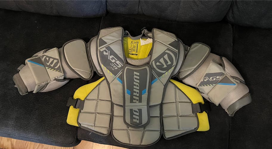 Used  Warrior Ritual G5 Goalie Chest Protector
