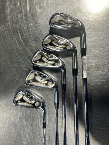Used Taylormade R7 5i-9i Steel Iron Sets