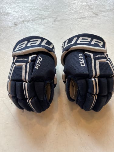 Used Bauer 9" Supreme S170 Gloves